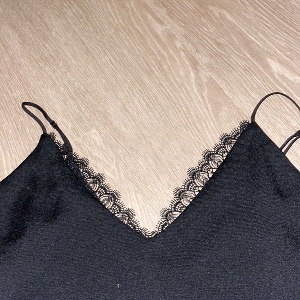 Express Tank Top Medium - Picture 2 of 3